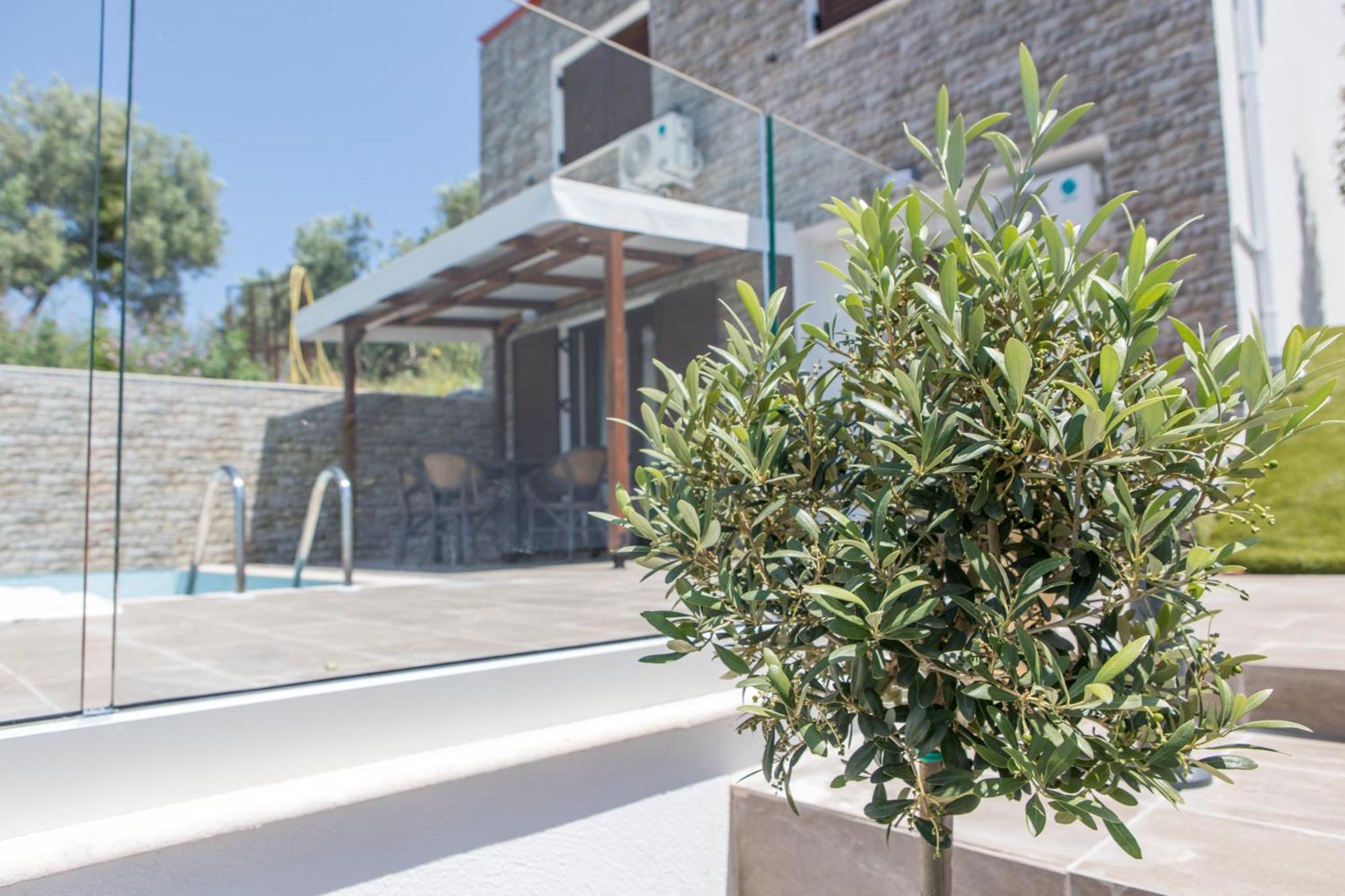 Four Princess Agia Paraskevi  Exterior photo